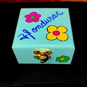 Colorful Floral Trinket Jewelry Box hand painted Country of Honduras, C.A.
